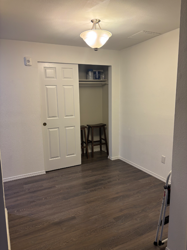 22831 30th Ave S #105 - Photo 2 of 16