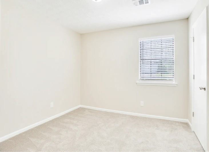 5576 Pennybrook Ct - Photo 4 of 12