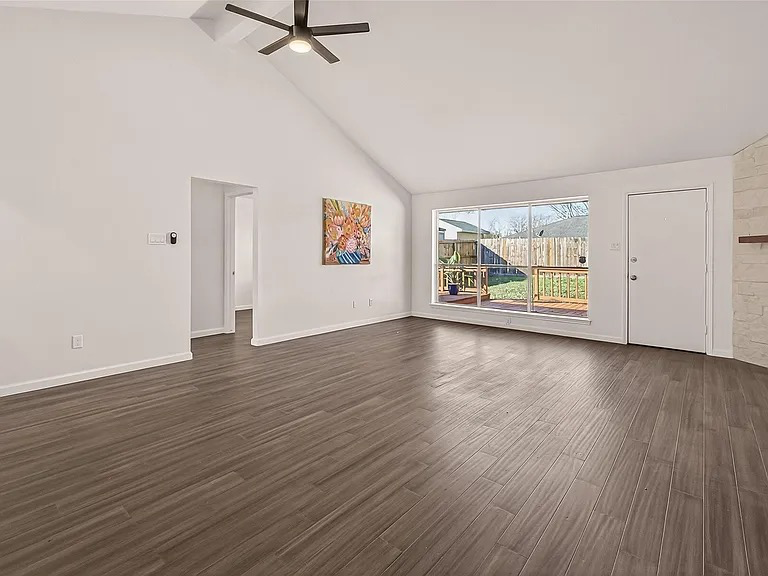 1001 Eaglewood Ave - Photo 5 of 9