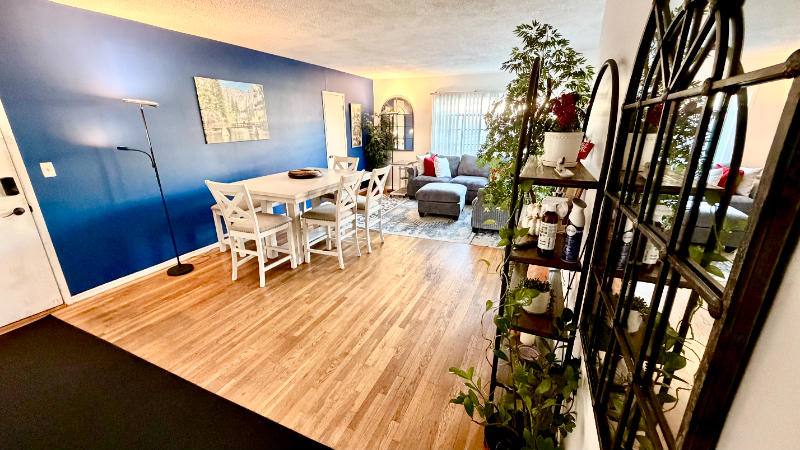 1135 Glenville Dr #4 - Photo 5 of 12