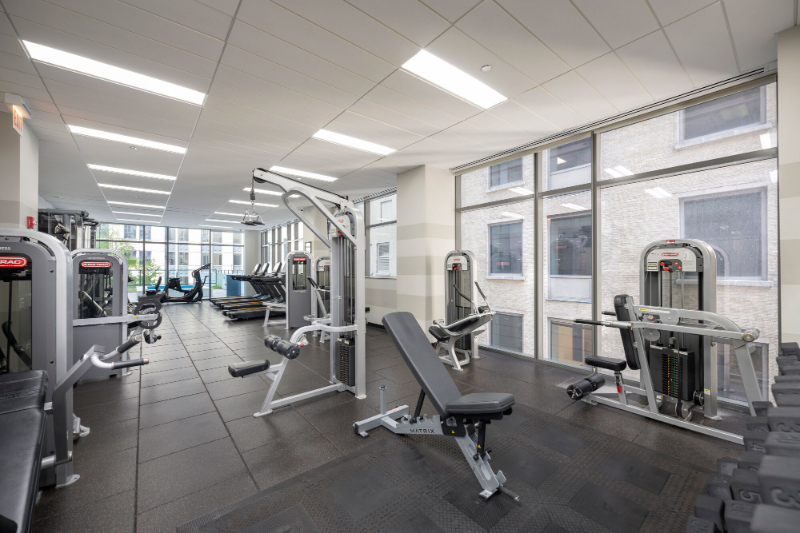 209 N Wells St - Photo 4 of 10