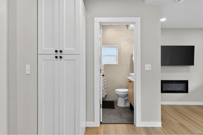 8140 9th Ave Sw - Photo 2 of 31