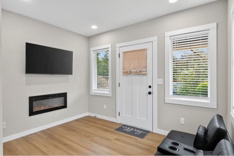 8140 9th Ave Sw - Photo 4 of 31