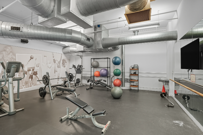 98 E Lake St - Photo 6 of 7