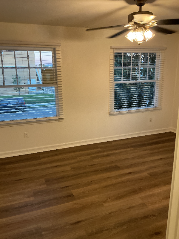 324 E Broadway #E - Photo 7 of 12