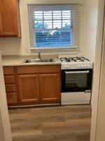 featured image of 324 E Broadway #E