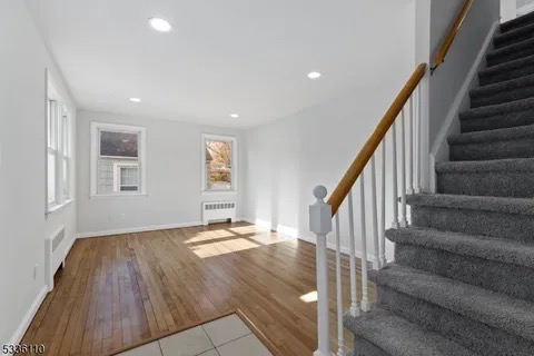 7 Wehner Pl - Photo 3 of 9