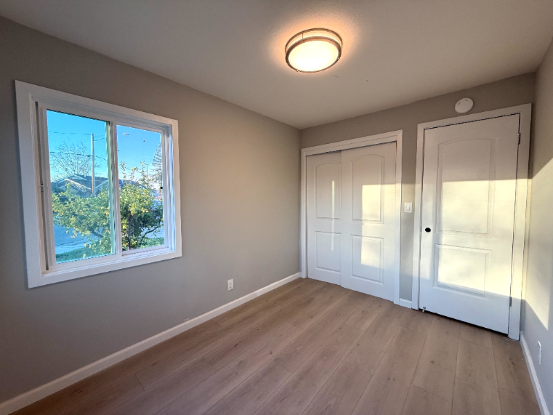 1301 Alpine Ave - Photo 5 of 13