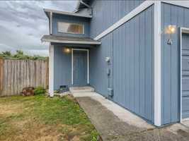 featured image of 430 4th St Se #1