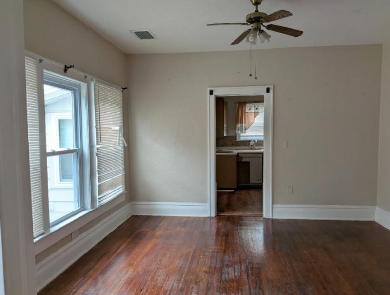 1008 Lake Ave - Photo 6 of 11