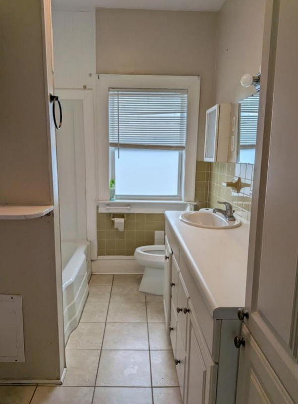 1008 Lake Ave - Photo 7 of 11