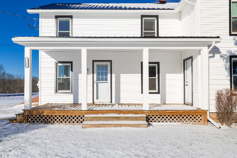 3013 Daansen Rd - Photo 2 of 20