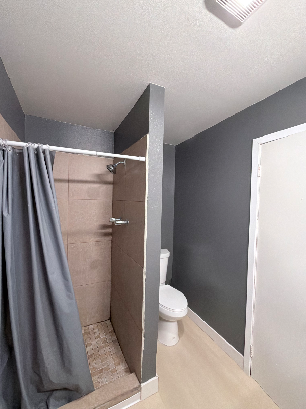 16132 Denley St #B - Photo 4 of 6