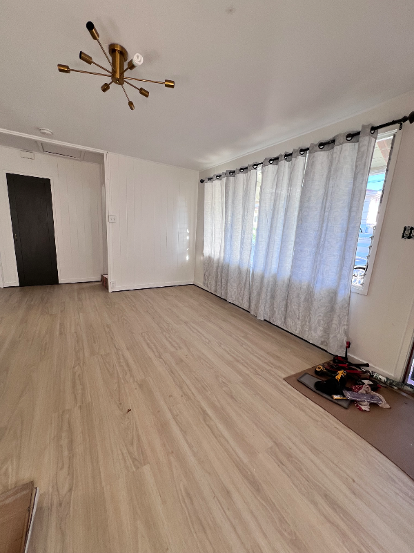 3238 Duval St #B - Photo 3 of 16