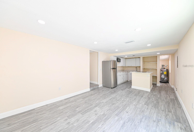 5620 1st St - Photo 7 of 19