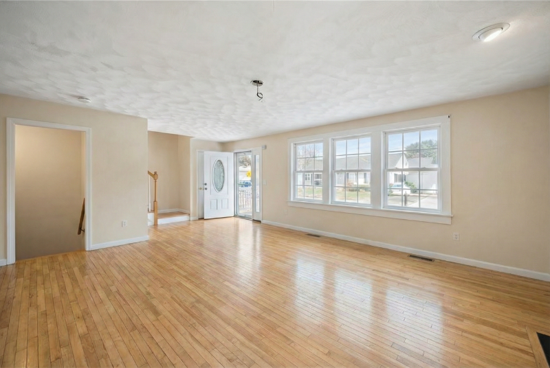 75 Hagan St - Photo 3 of 8