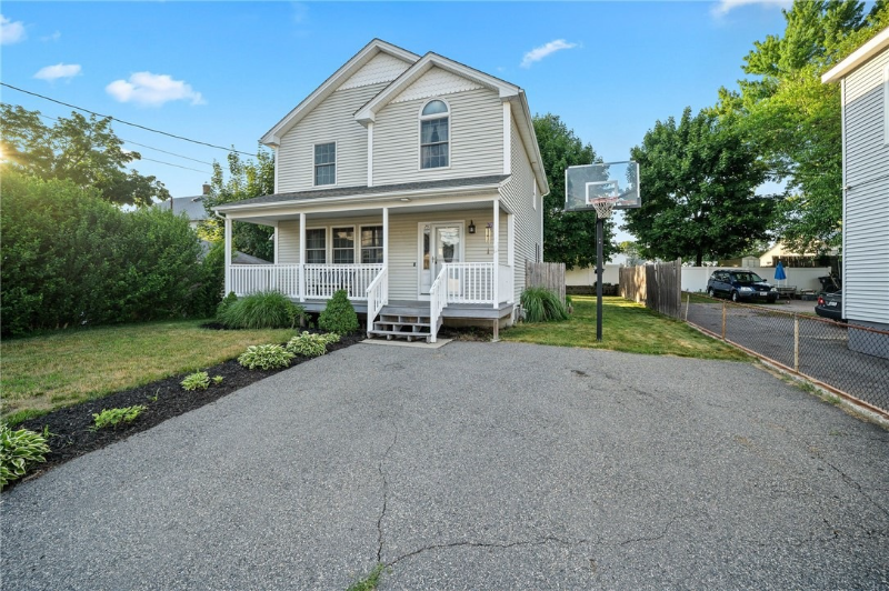 75 Hagan St - Photo 5 of 8