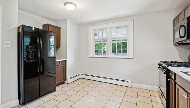 309 Chestnut St - Photo 6 of 10