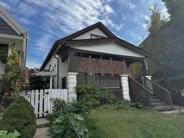 featured image of 2354 S 16th St