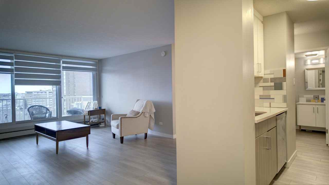 9930 113 St Nw #1005 - Photo 4 of 10