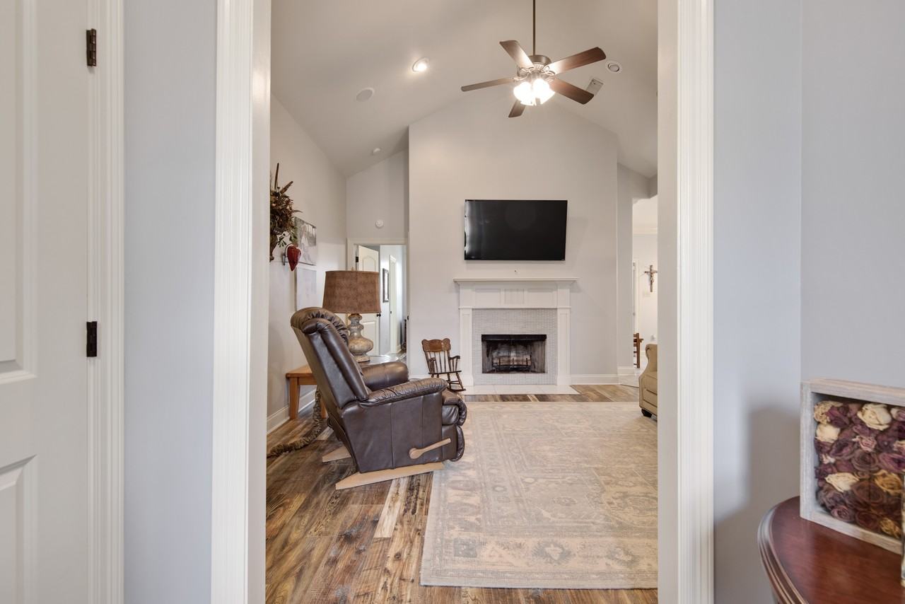 304 Bald Eagle Dr #NA - Photo 5 of 16