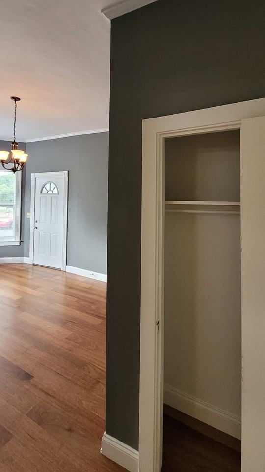 614 W 1st St #1 - Photo 3 of 16