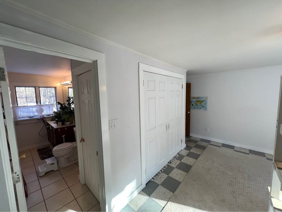 312 Washington St #1 - Photo 4 of 11