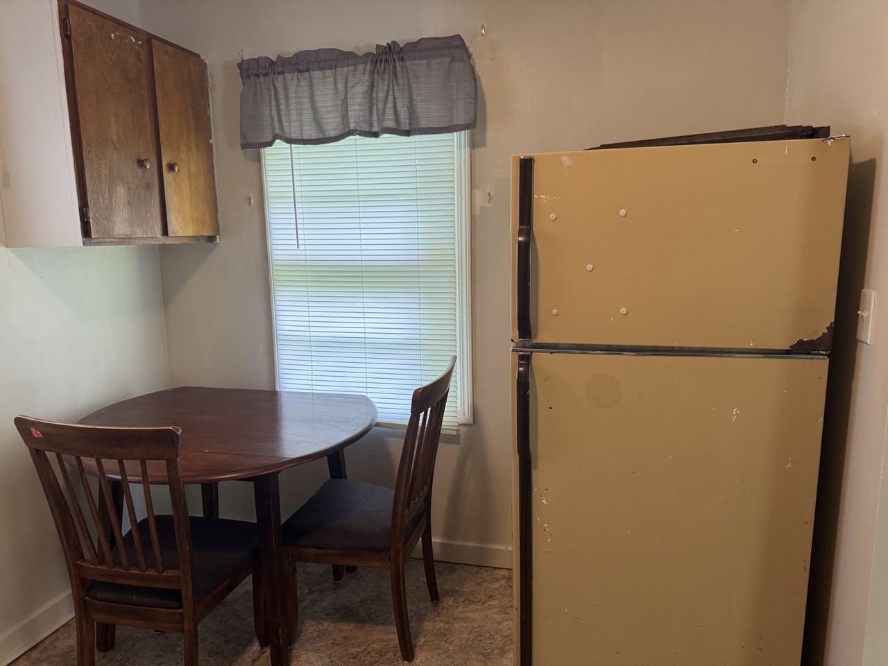 258 W Vine St Apt 2 #NA - Photo 7 of 16