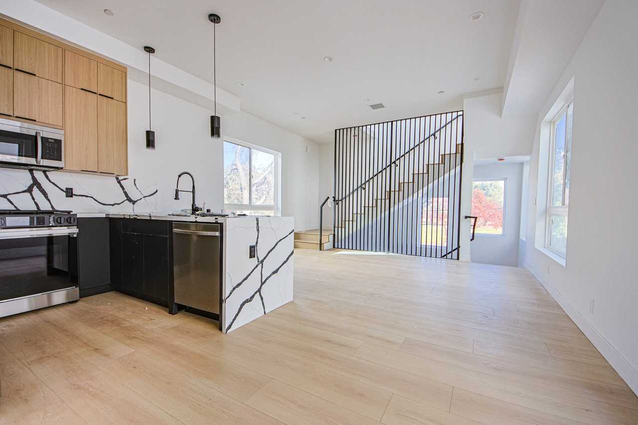 Odessa Ave #6401-1-2 - Photo 3 of 23