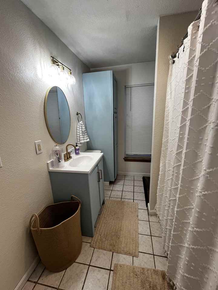 918 Clinton Ave #1 - Photo 5 of 11