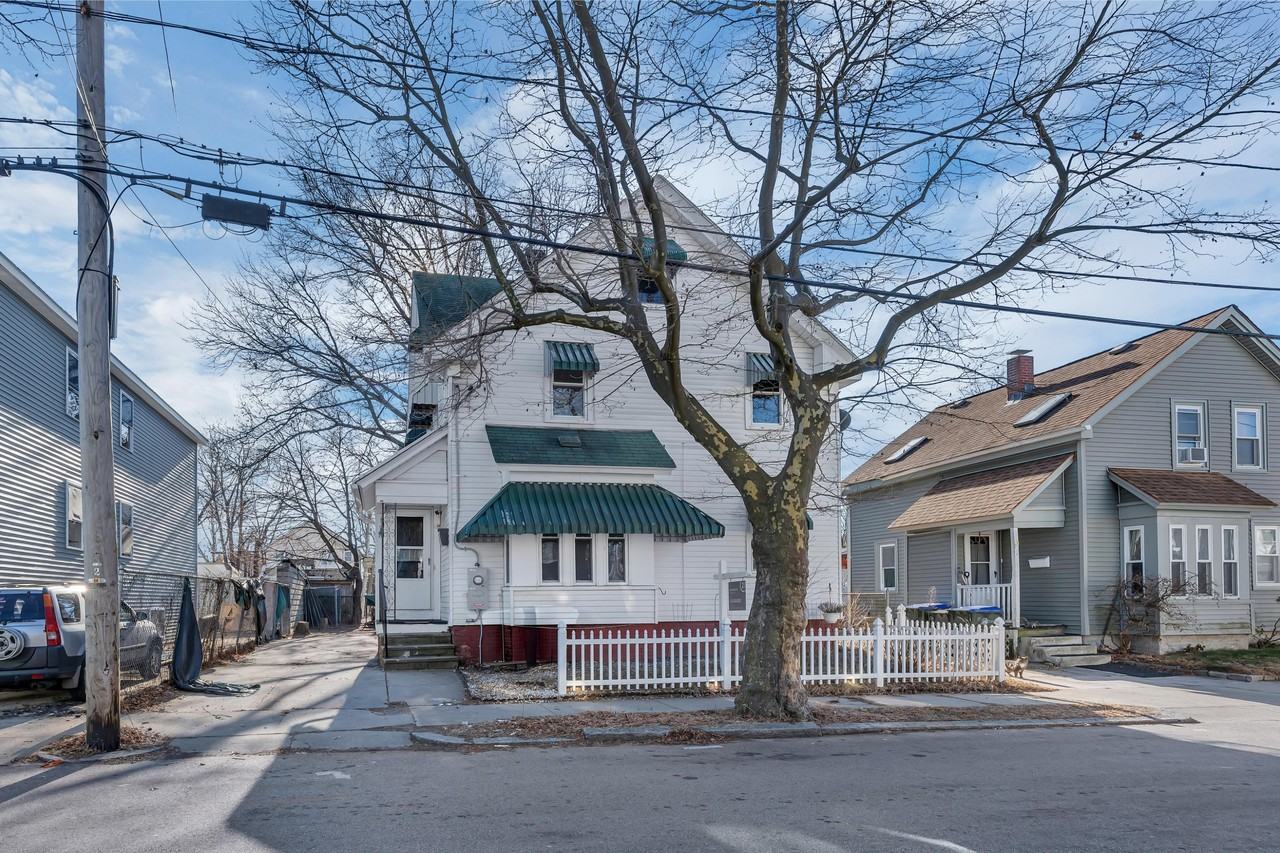 12 Payton St #1 - Photo 2 of 27