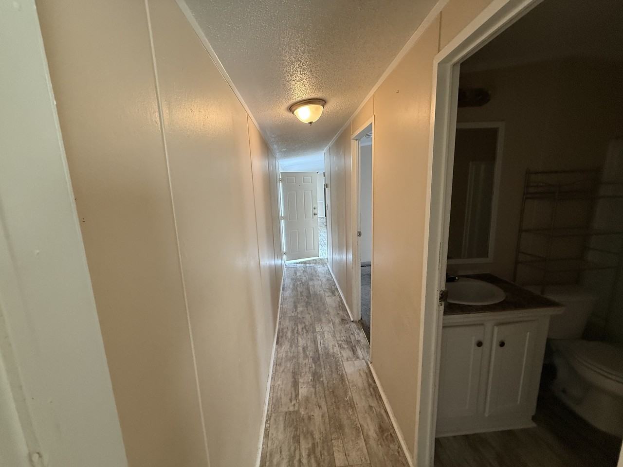 3213 S Dingle Dr #NA - Photo 6 of 9