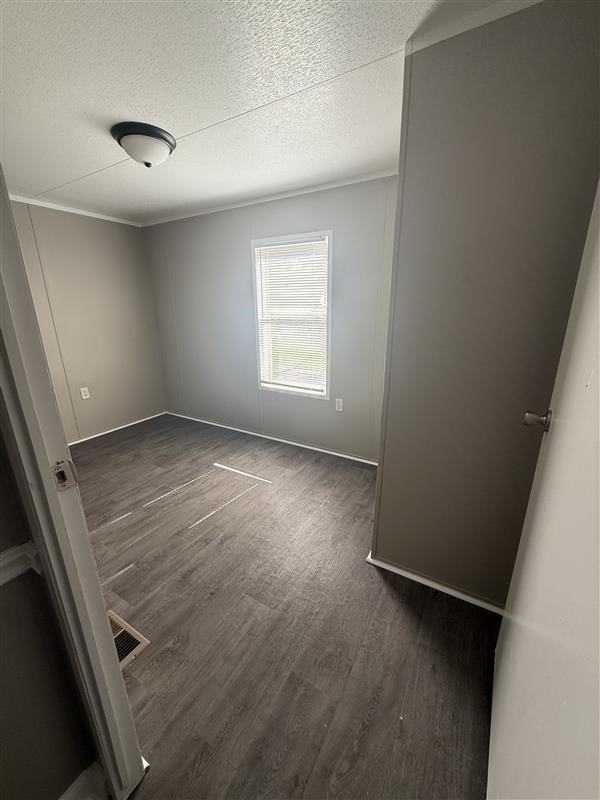 1409 Bartley Ct #NA - Photo 4 of 10