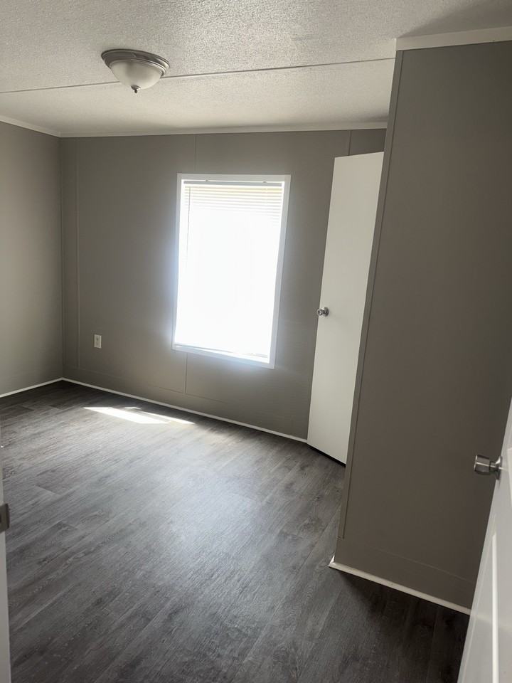 1409 Bartley Ct #NA - Photo 5 of 10