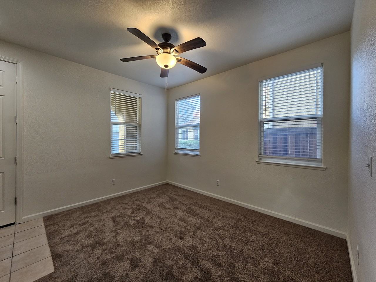 8 Halsey Pl #NA - Photo 3 of 31