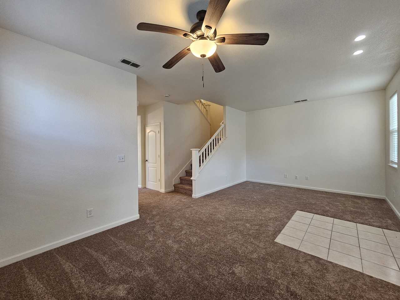 8 Halsey Pl #NA - Photo 5 of 31