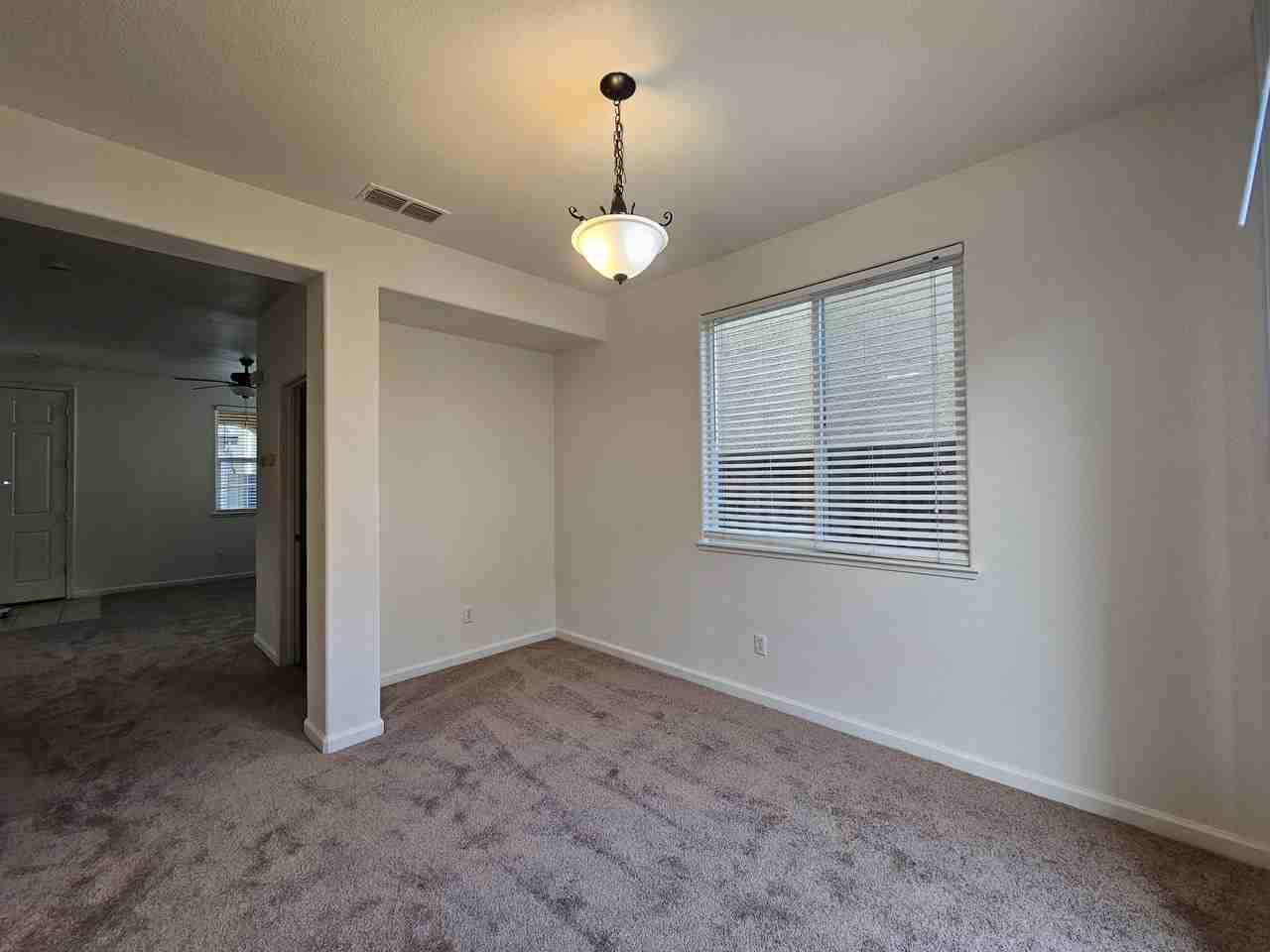 8 Halsey Pl #NA - Photo 6 of 31