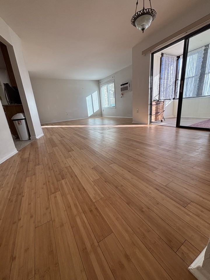 179 Amberly Dr #D - Photo 2 of 6