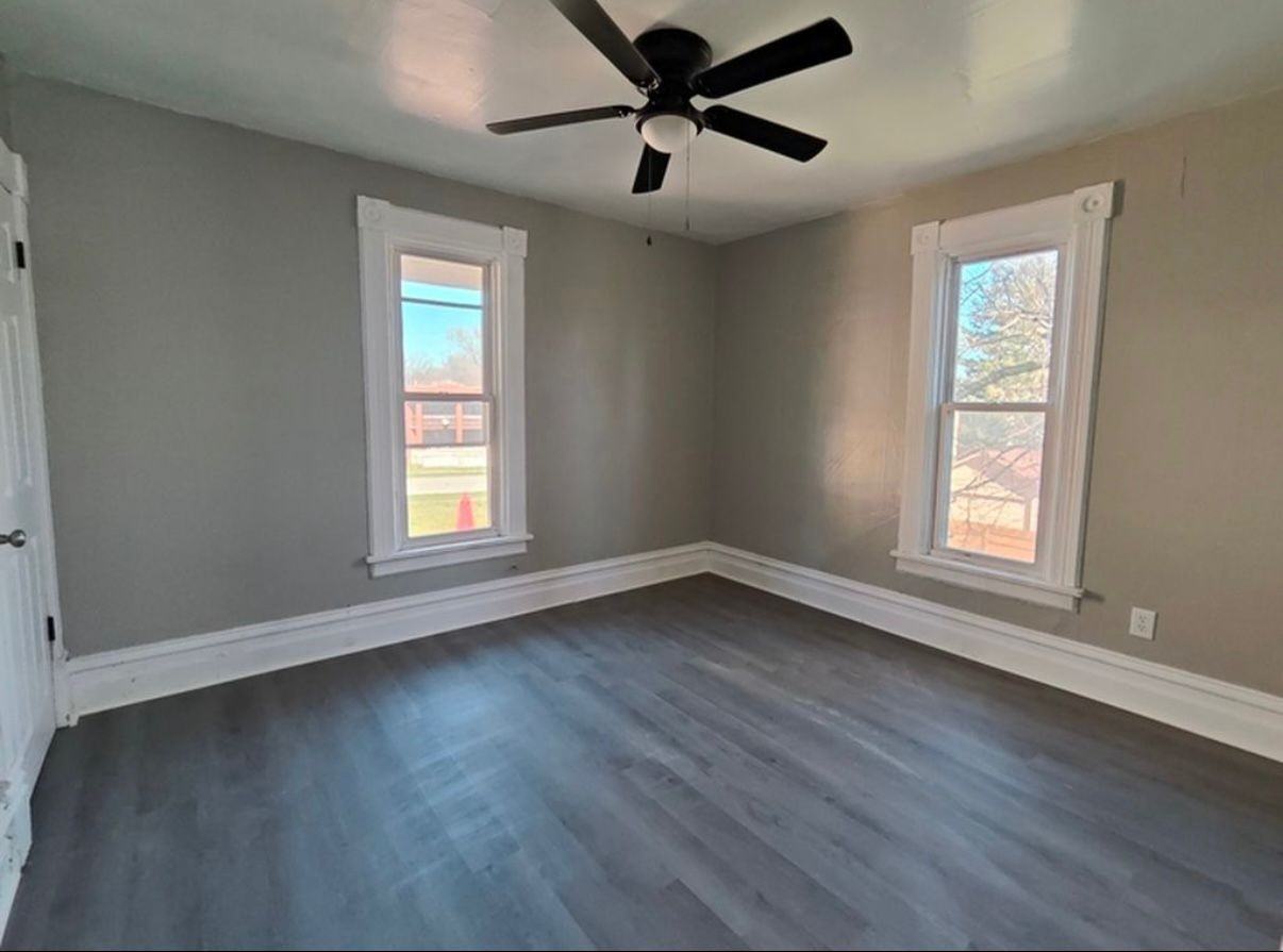 975 Grant Ave #2 - Photo 5 of 17