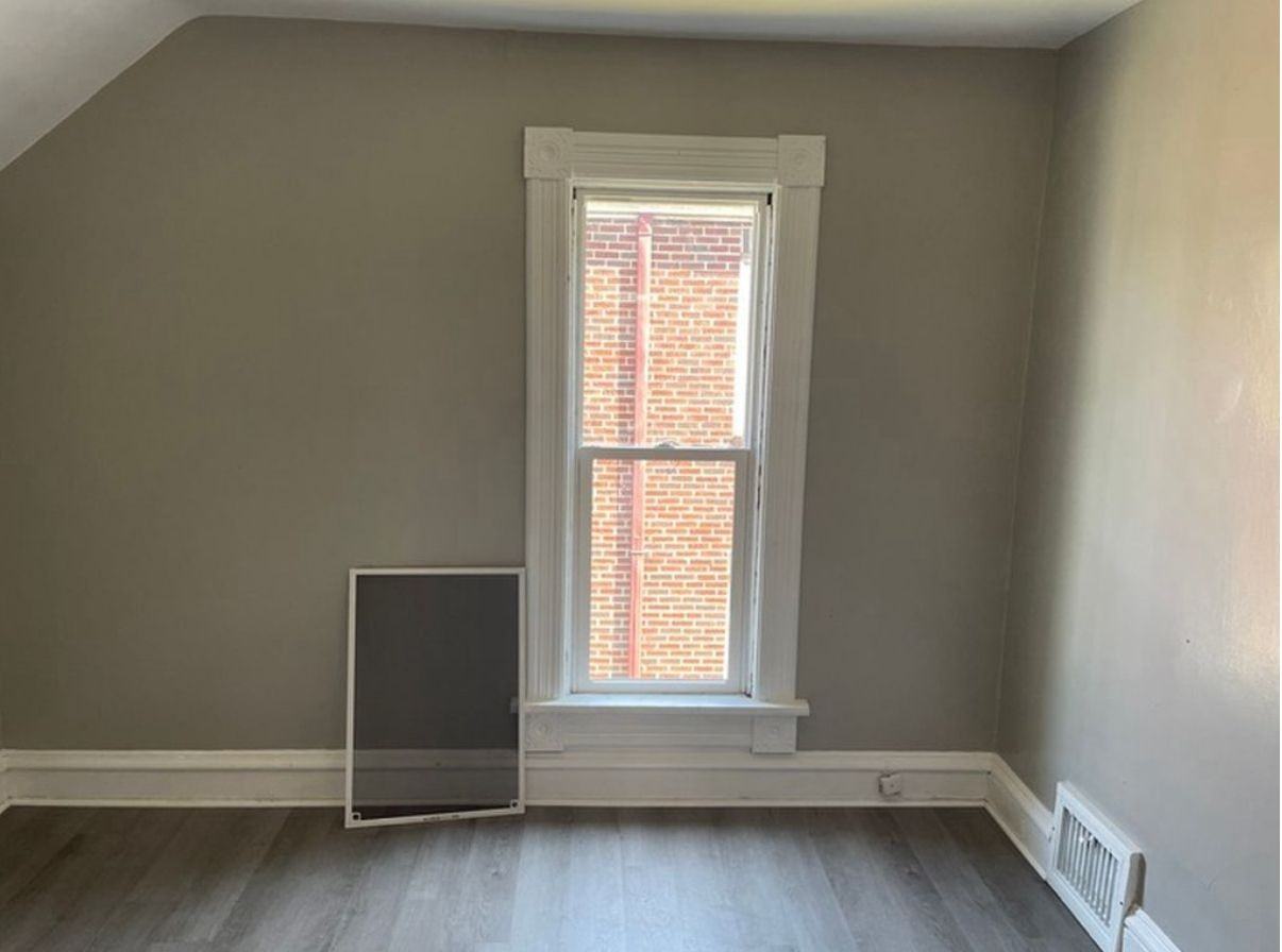 1328 Evelyn St #2 - Photo 3 of 6