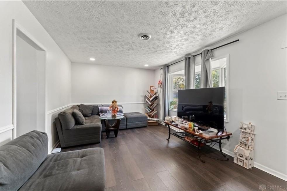 1630 Falke Dr #NA - Photo 2 of 13