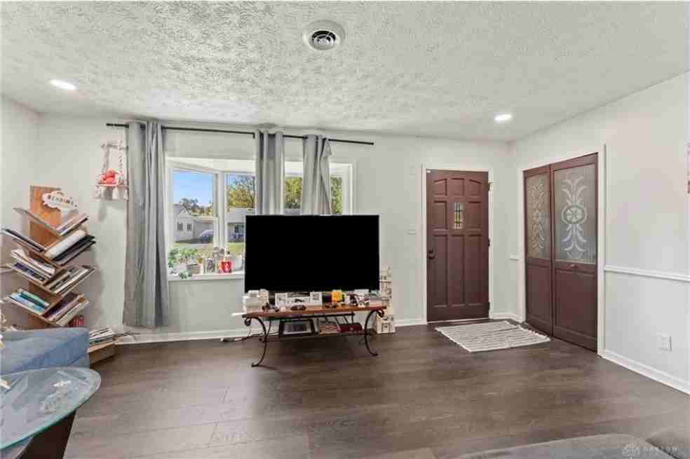 1630 Falke Dr #NA - Photo 3 of 13