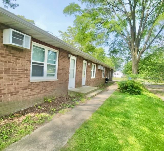 428 S Chanute St #2 - Photo 7 of 9
