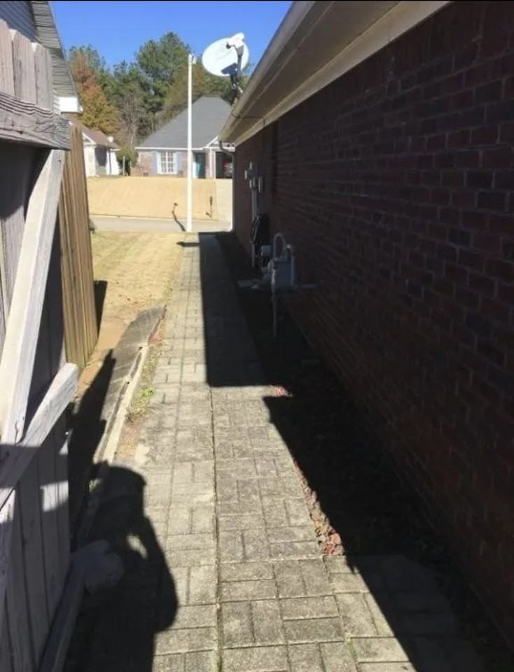 2949 Old Belden Cir #NA - Photo 4 of 14