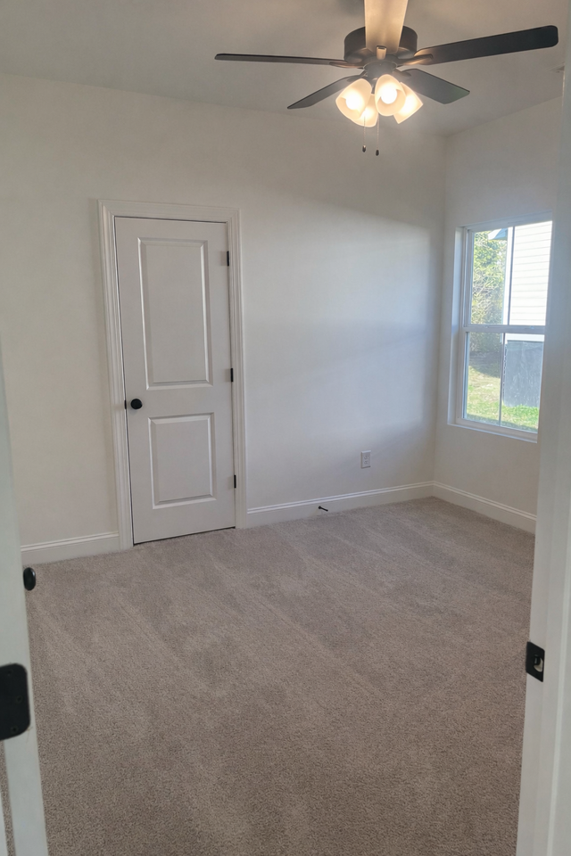 1077 Gibson St #NA - Photo 3 of 13