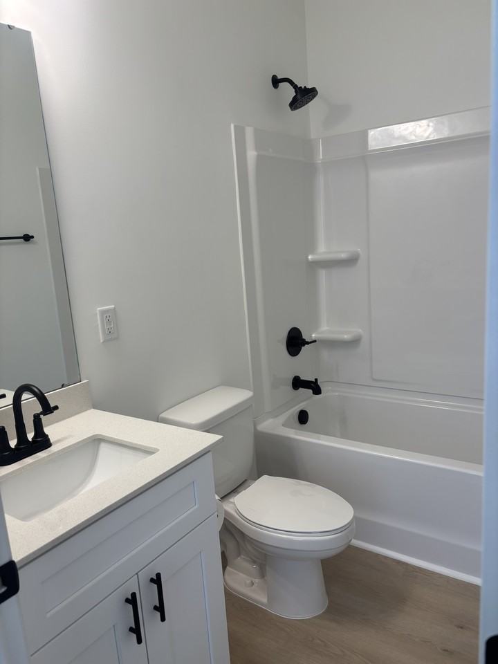 1077 Gibson St #NA - Photo 5 of 13