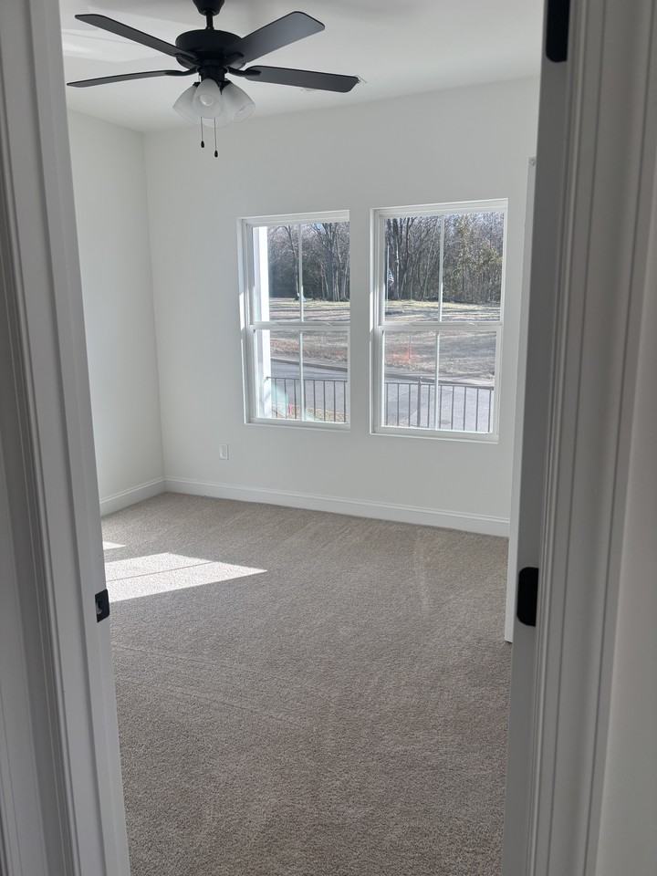 1077 Gibson St #NA - Photo 7 of 13