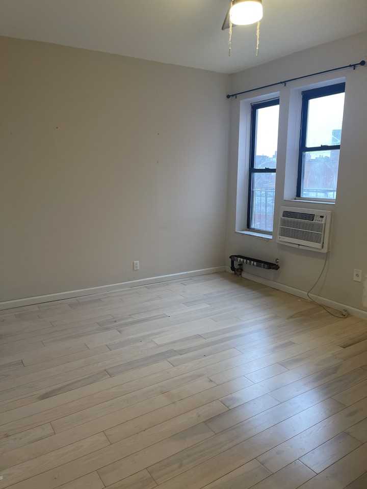 3805 65th St #4G - Photo 6 of 14