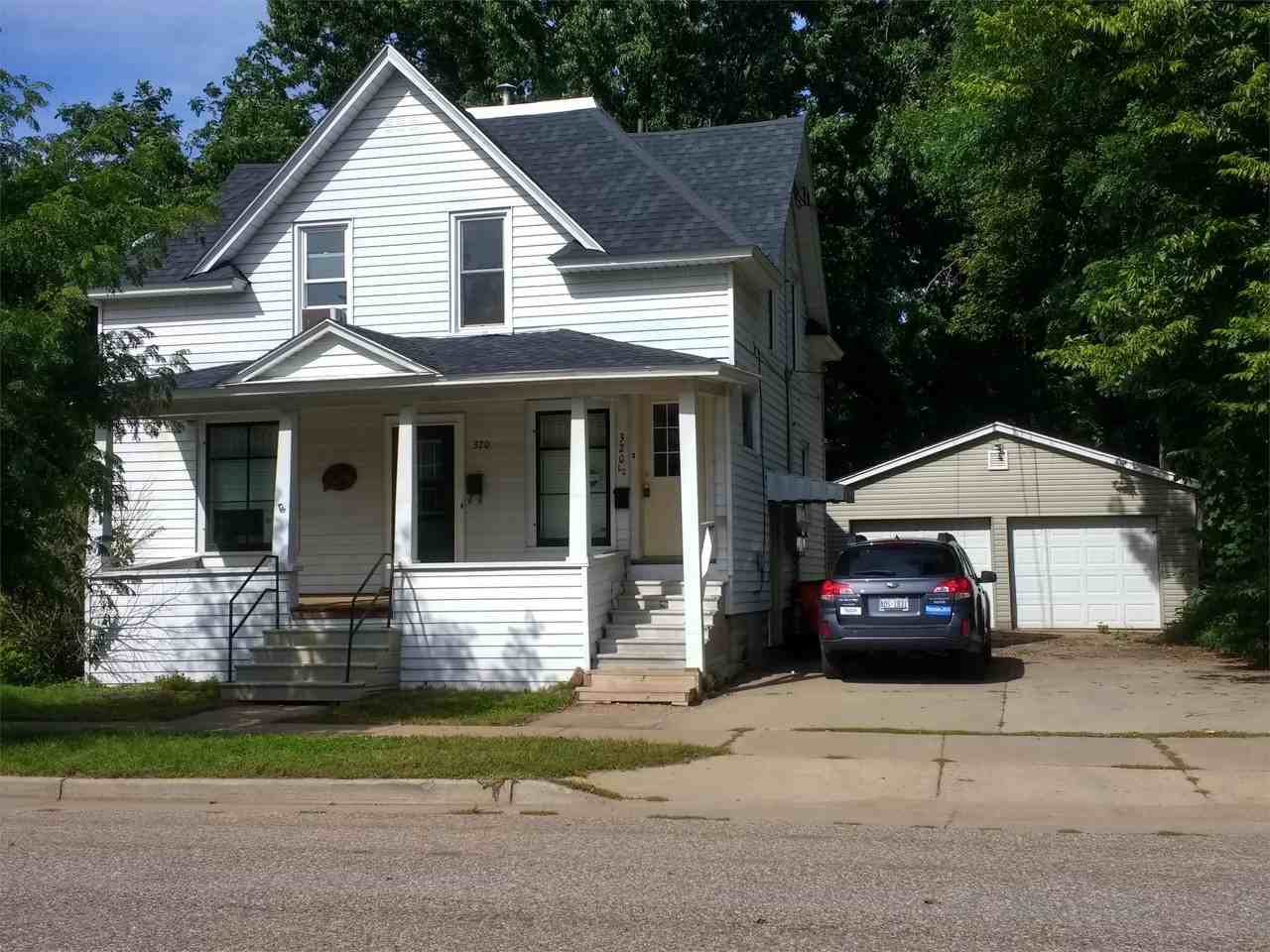 320/320 1/2 Platt Street - 320.5 #320-5 - Photo 2 of 10