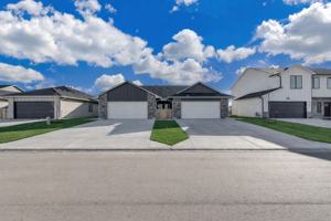 featured image of 3728 E Longlake St